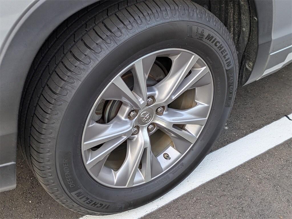 used 2015 Toyota Highlander car, priced at $15,531