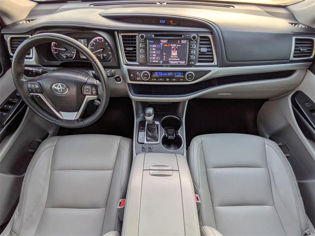 used 2015 Toyota Highlander car, priced at $14,831