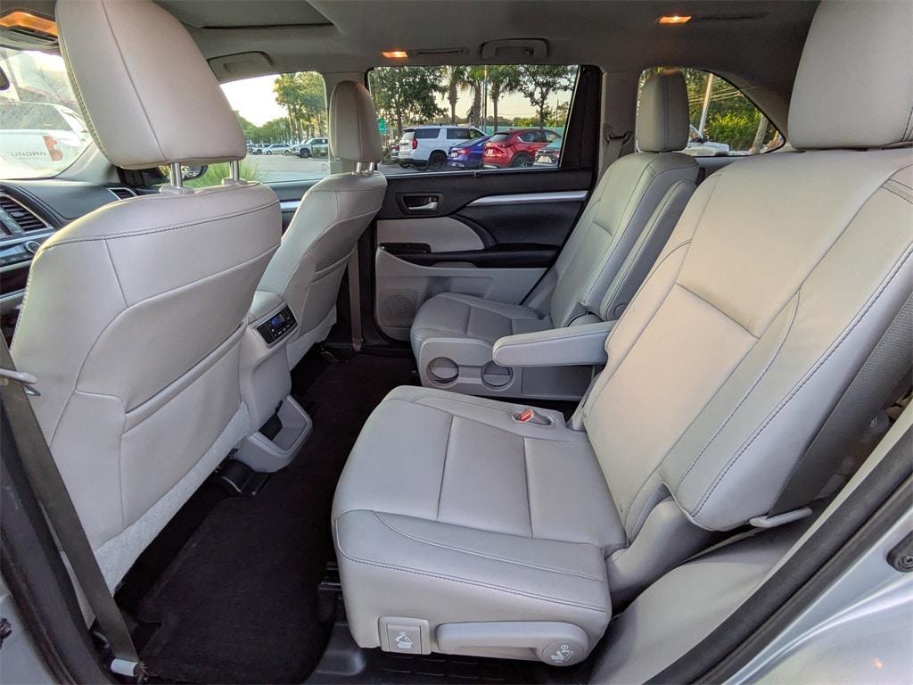 used 2015 Toyota Highlander car, priced at $14,831