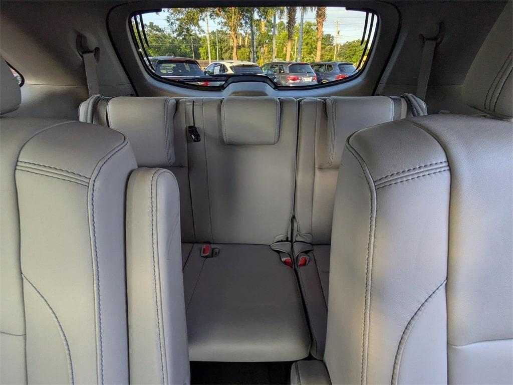used 2015 Toyota Highlander car, priced at $14,831