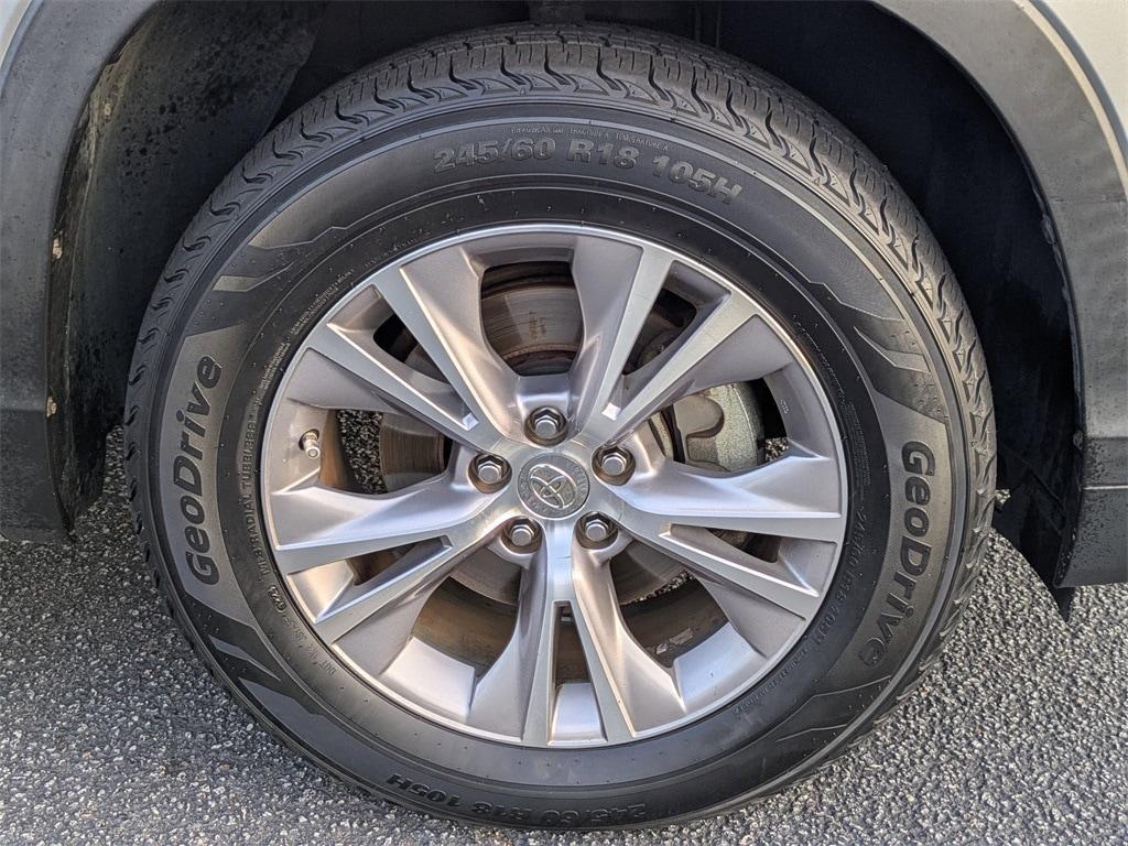 used 2015 Toyota Highlander car, priced at $14,831