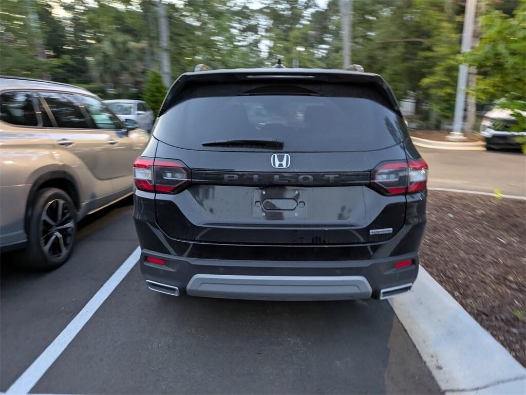used 2024 Honda Pilot car, priced at $44,031