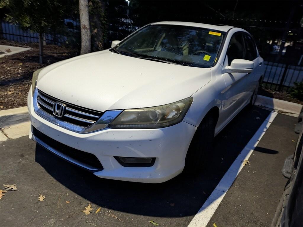 used 2015 Honda Accord car, priced at $13,331