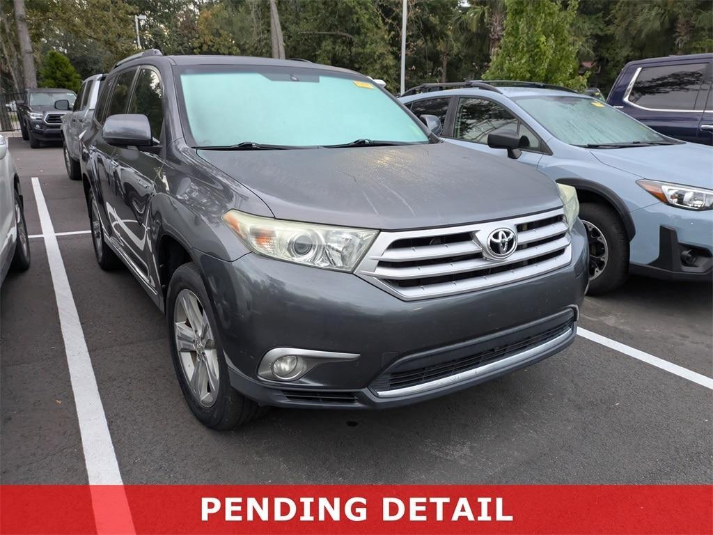 used 2012 Toyota Highlander car, priced at $9,831