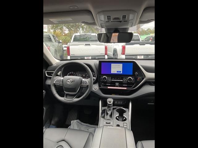 new 2026 Toyota Highlander car, priced at $49,754