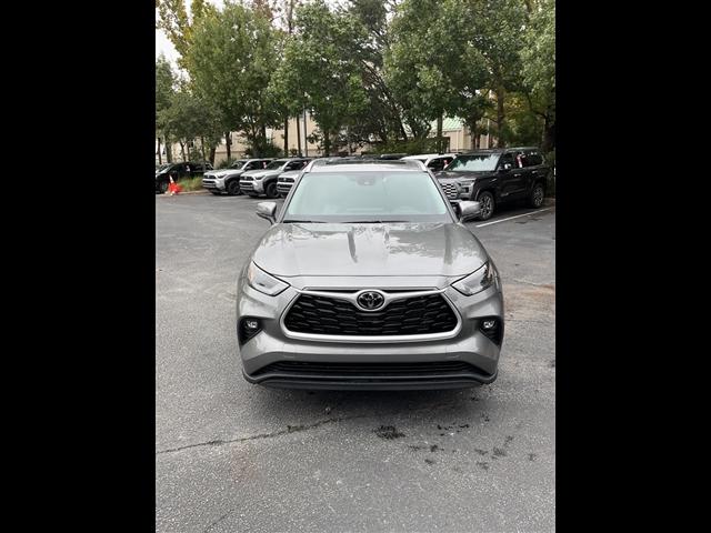 new 2026 Toyota Highlander car, priced at $49,754