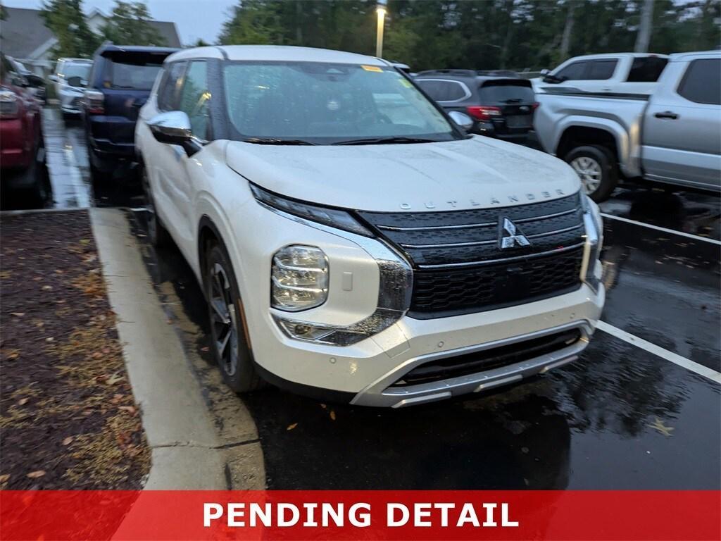 used 2022 Mitsubishi Outlander car, priced at $19,431