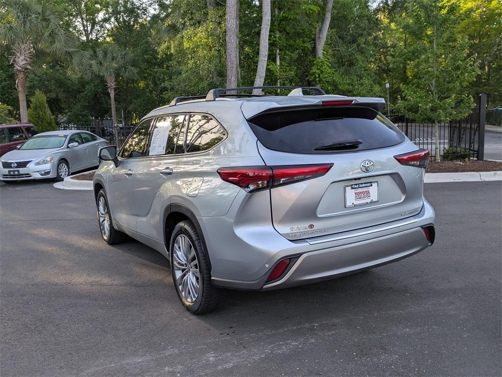 used 2023 Toyota Highlander car, priced at $43,931