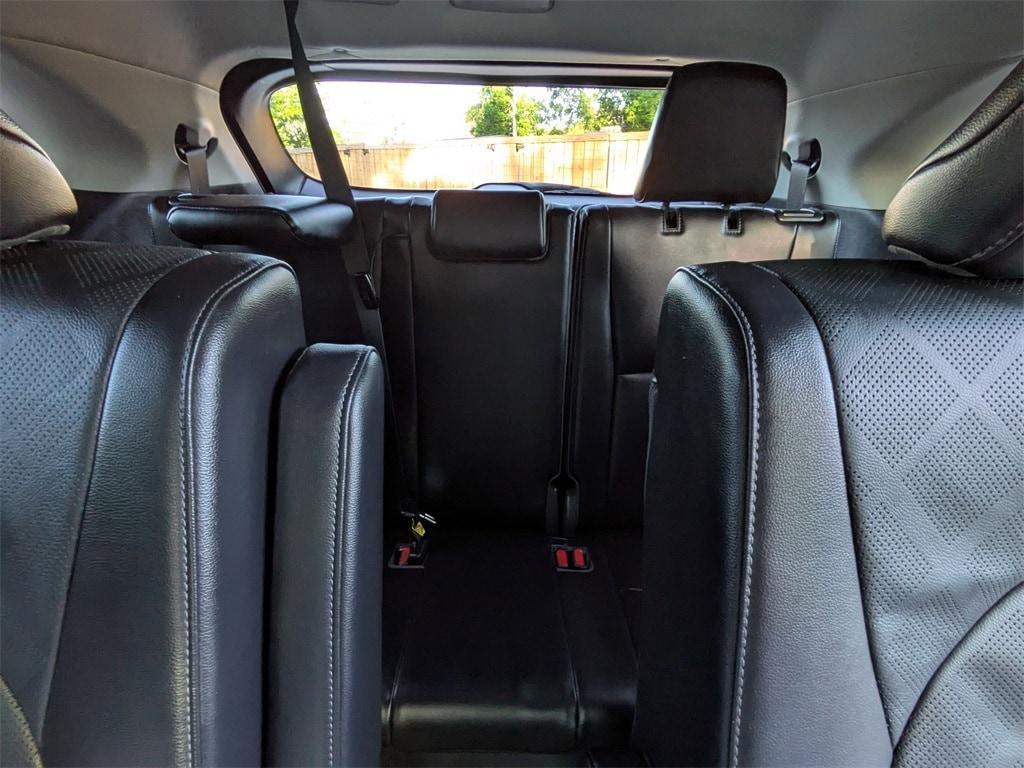 used 2023 Toyota Highlander car, priced at $43,931