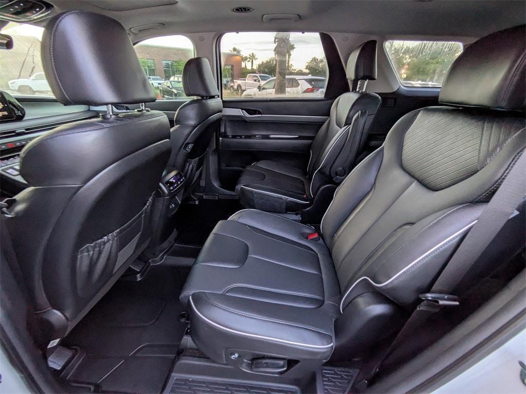 used 2024 Hyundai Palisade car, priced at $37,931