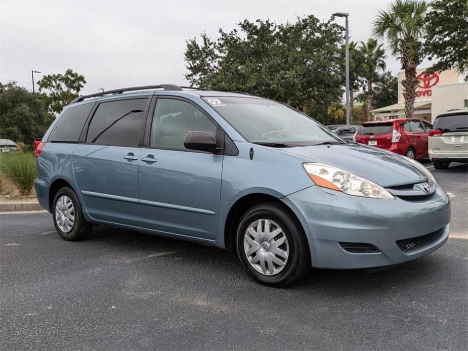 used 2007 Toyota Sienna car, priced at $5,031