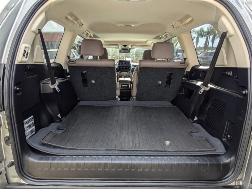 used 2022 Lexus GX 460 car, priced at $56,531