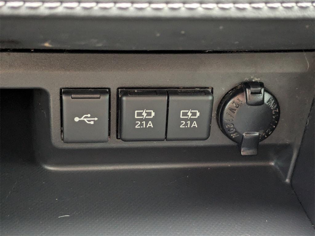 used 2021 Toyota Highlander car, priced at $29,431