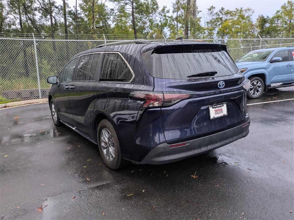 used 2024 Toyota Sienna car, priced at $39,831