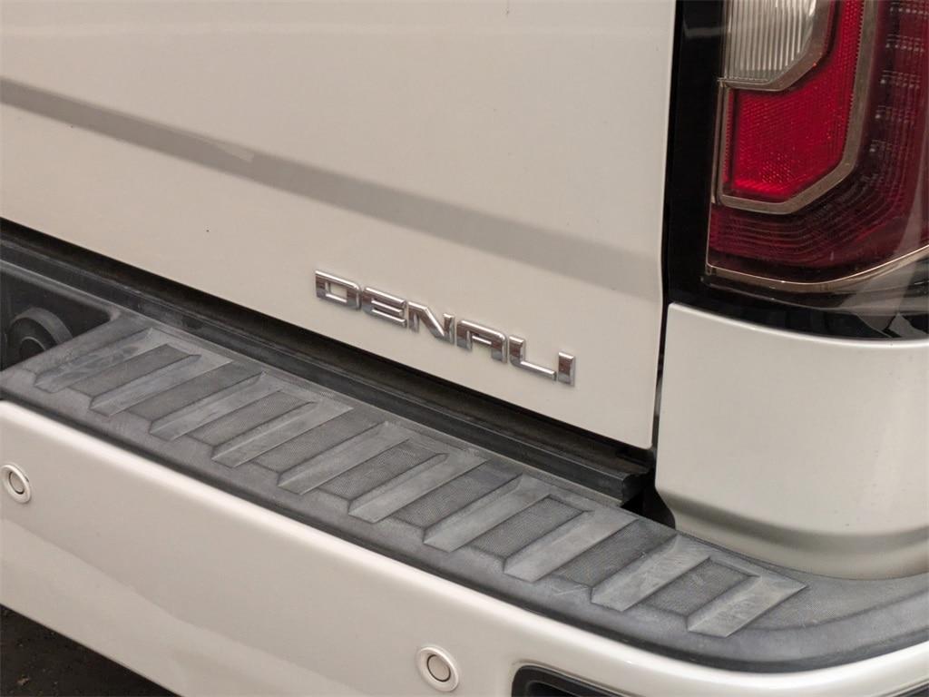 used 2017 GMC Sierra 1500 car, priced at $31,231