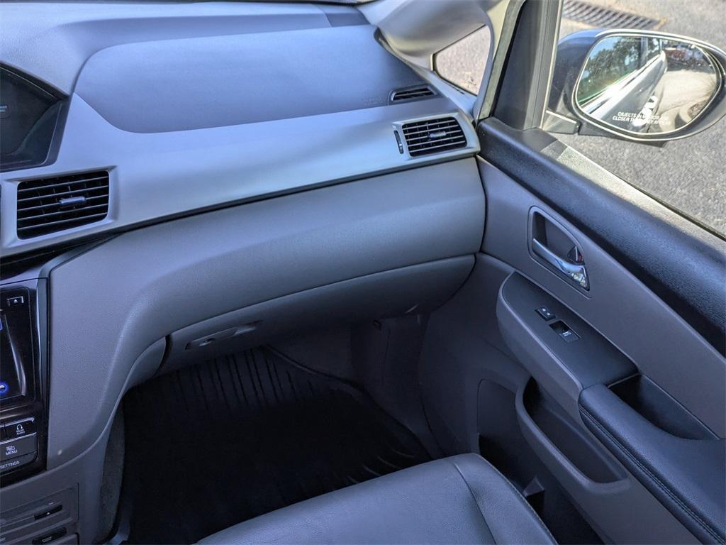 used 2015 Honda Odyssey car, priced at $13,291
