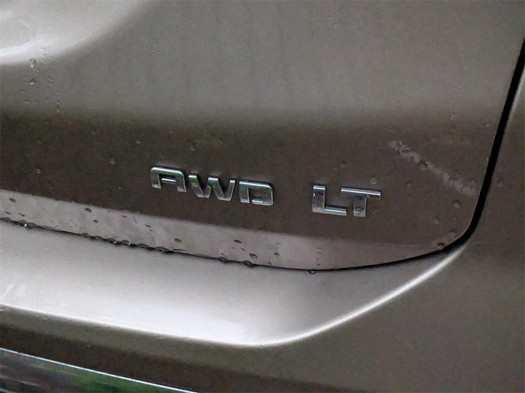used 2019 Chevrolet Equinox car, priced at $17,031