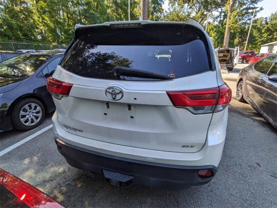 used 2018 Toyota Highlander car, priced at $27,831