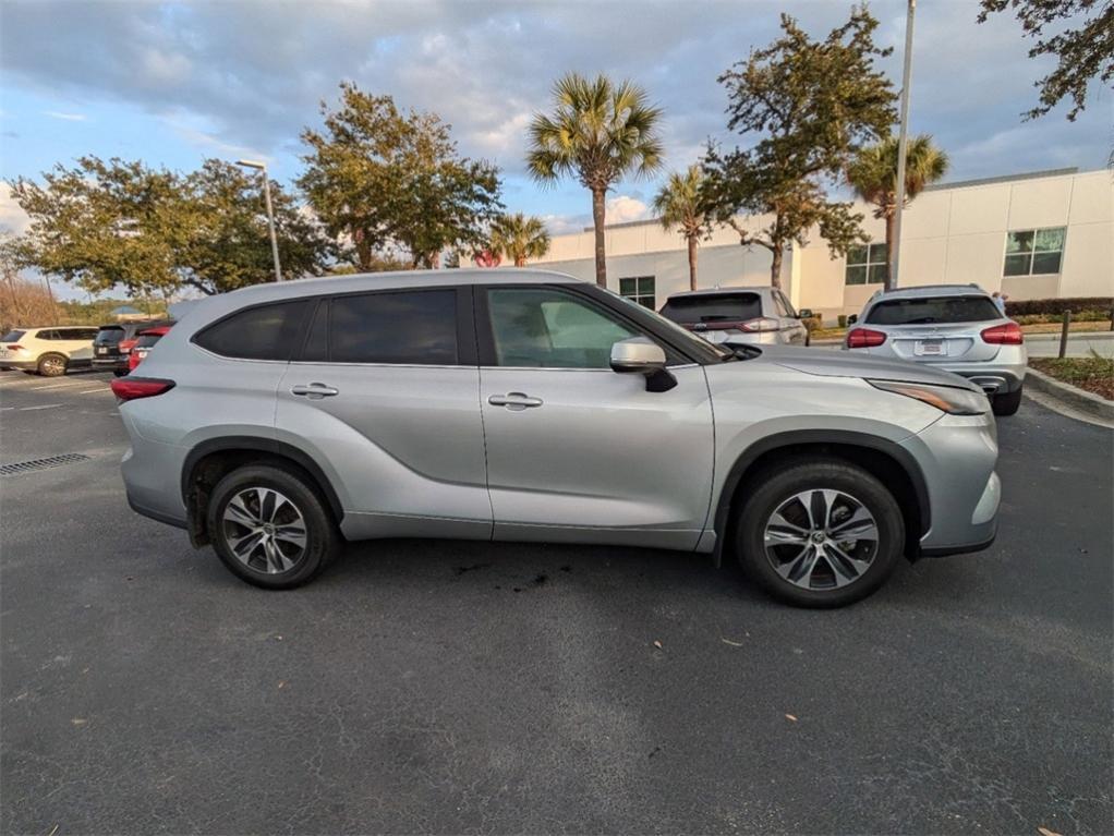 used 2023 Toyota Highlander car, priced at $40,531