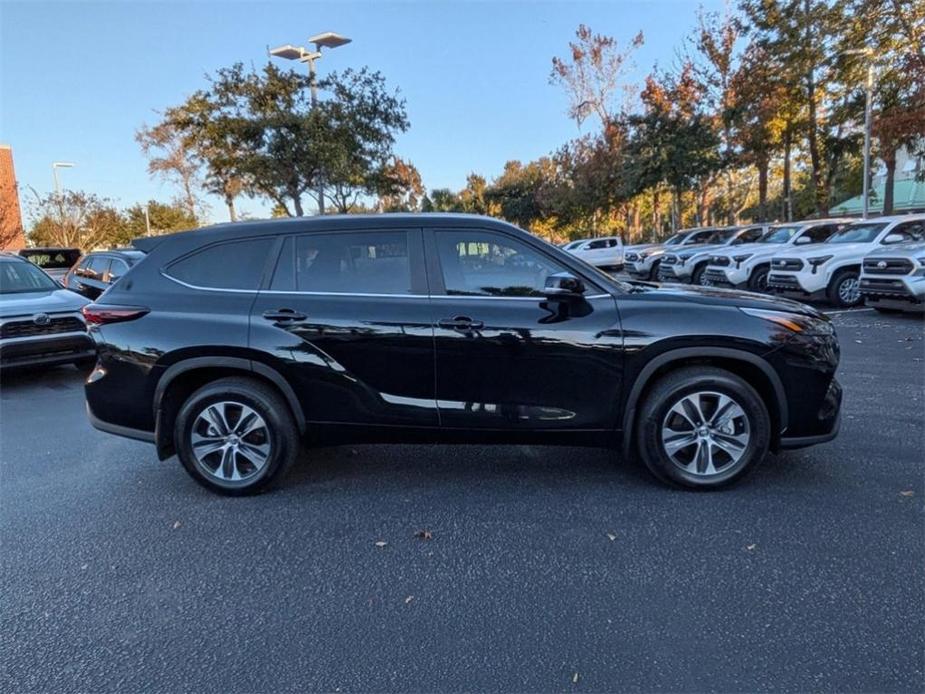 used 2024 Toyota Highlander car, priced at $46,031