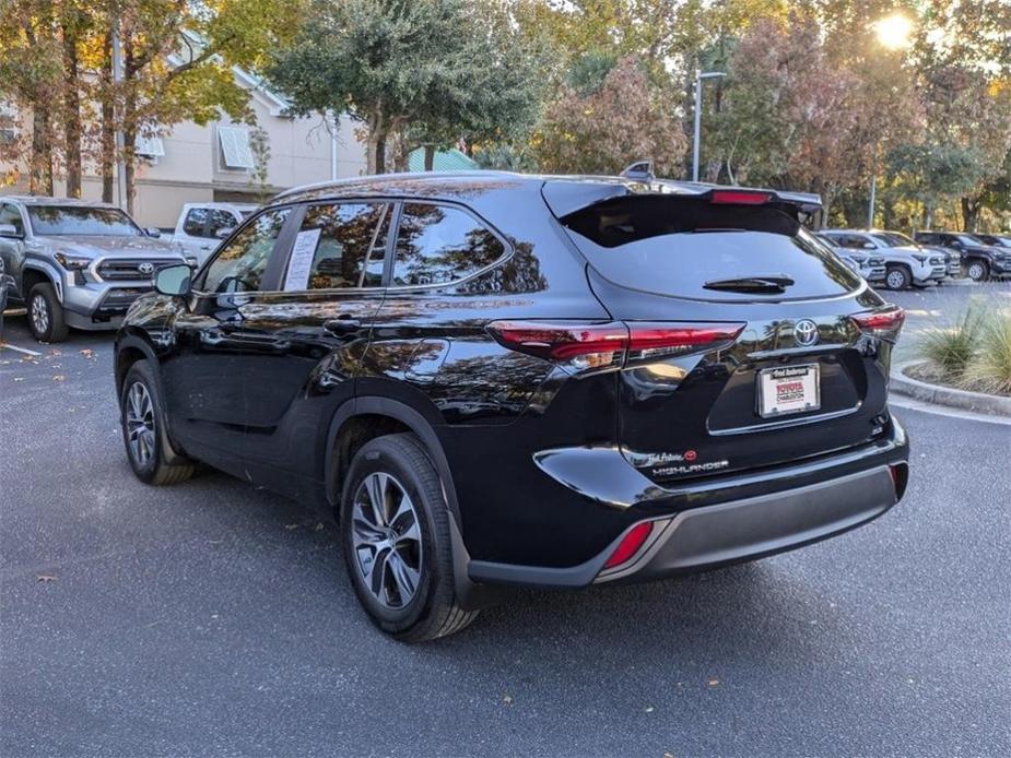 used 2024 Toyota Highlander car, priced at $46,031