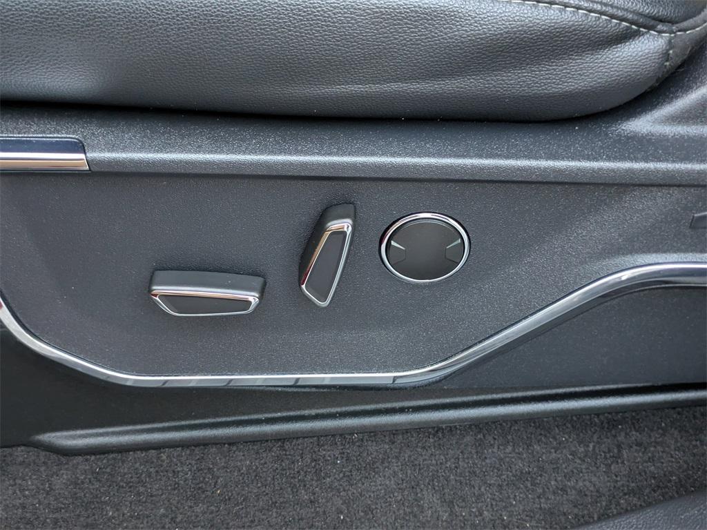 used 2022 Ford F-150 car, priced at $42,991