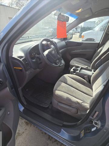 used 2010 Kia Sedona car, priced at $2,295