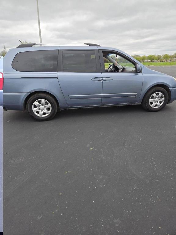 used 2010 Kia Sedona car, priced at $2,295