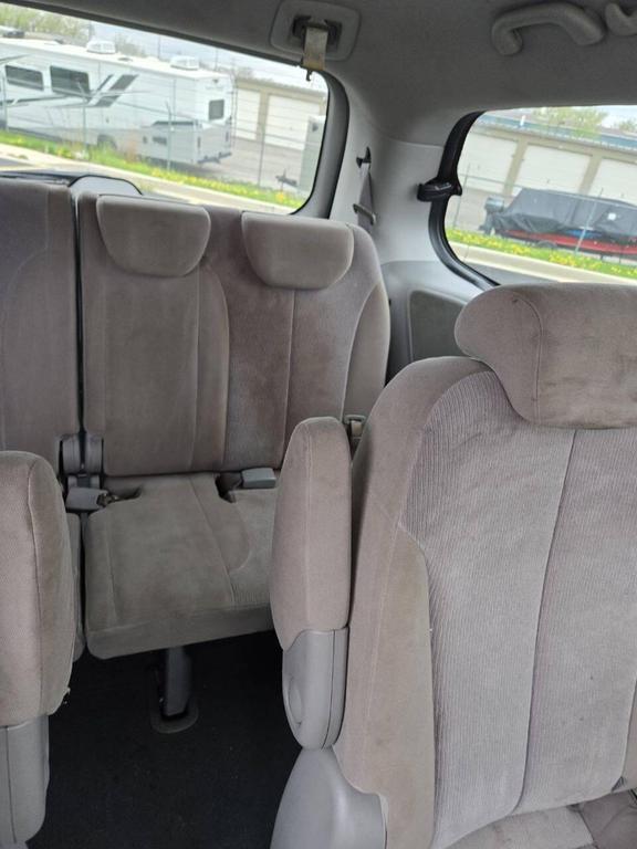 used 2010 Kia Sedona car, priced at $2,295