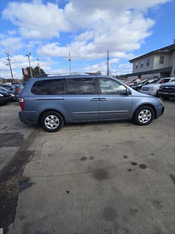 used 2010 Kia Sedona car, priced at $2,295