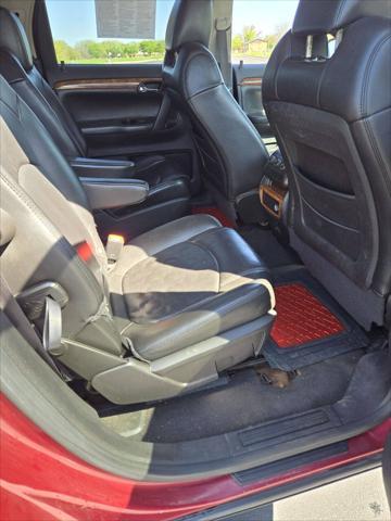 used 2008 Saturn Outlook car, priced at $4,495