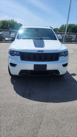 used 2017 Jeep Grand Cherokee car, priced at $17,595