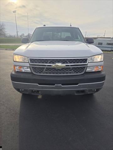 used 2005 Chevrolet Silverado 2500 car, priced at $14,995