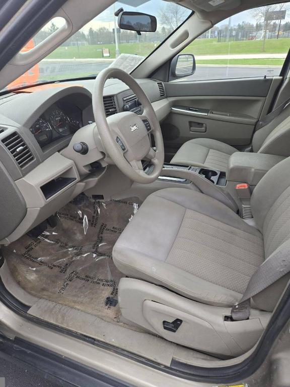used 2005 Jeep Grand Cherokee car, priced at $4,295