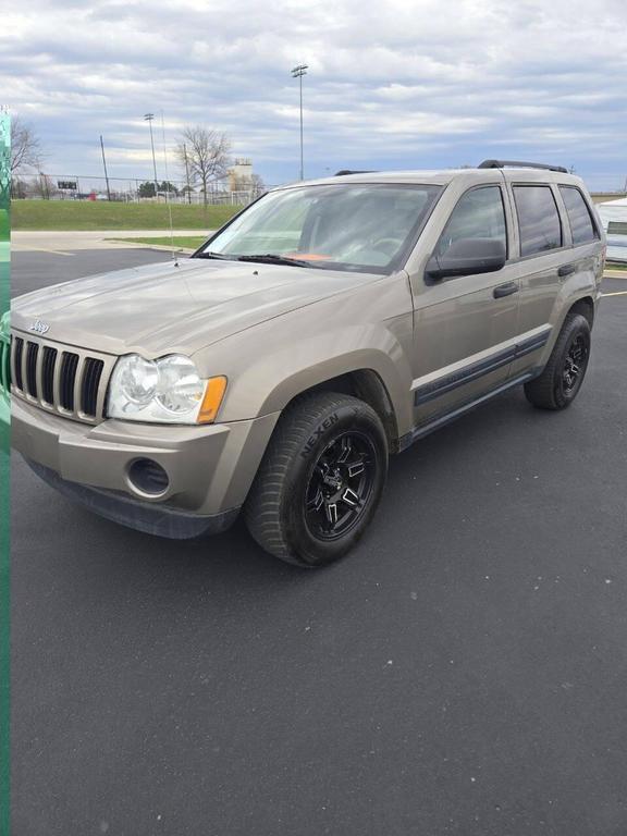 used 2005 Jeep Grand Cherokee car, priced at $4,295
