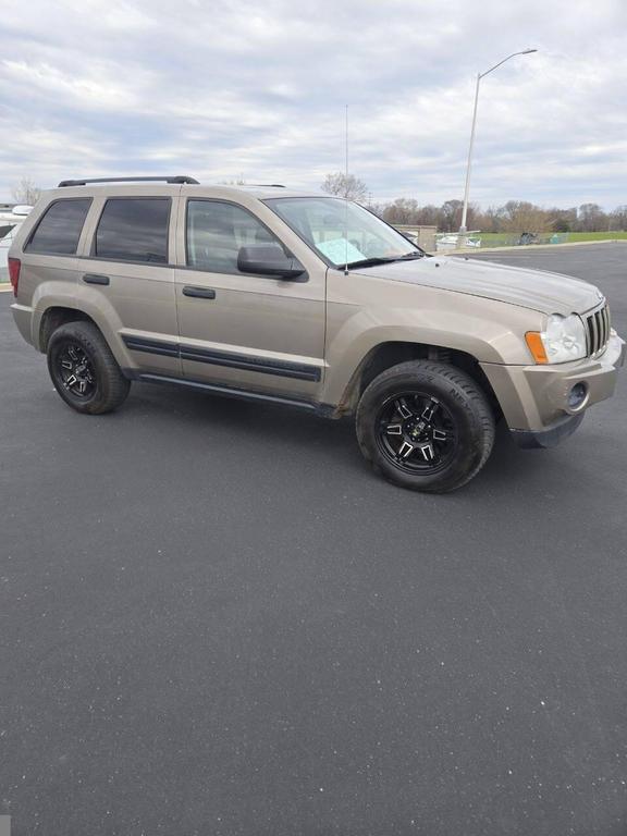 used 2005 Jeep Grand Cherokee car, priced at $4,295