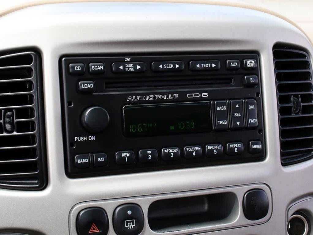 used 2007 Ford Escape car, priced at $7,500