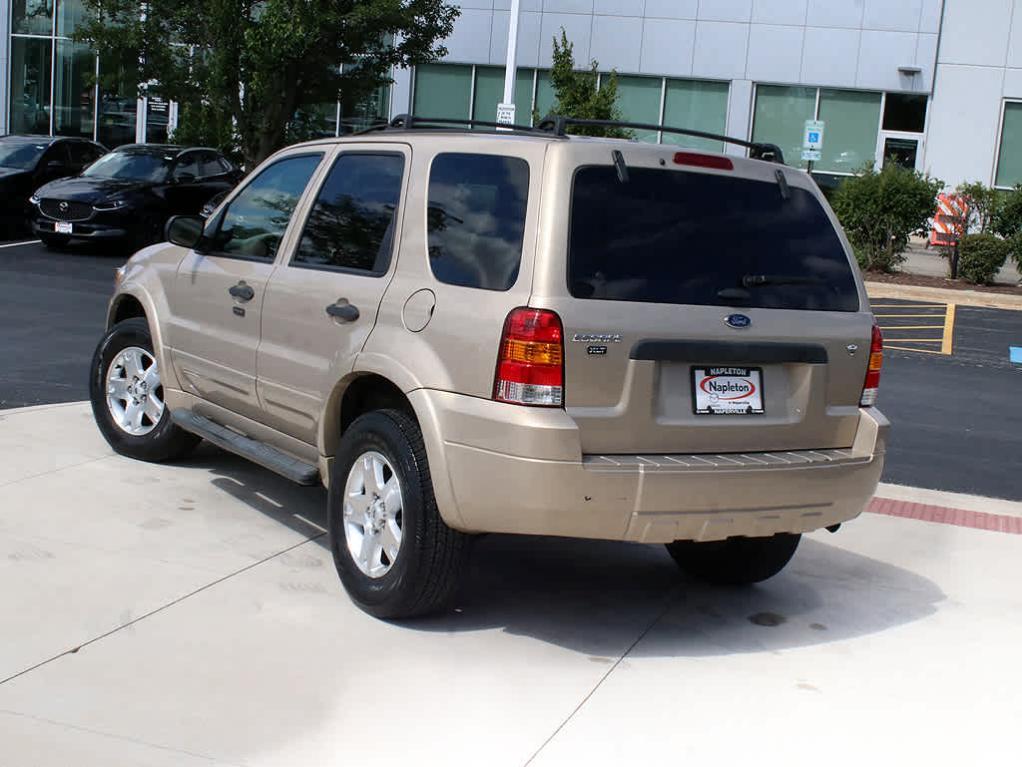 used 2007 Ford Escape car, priced at $7,500
