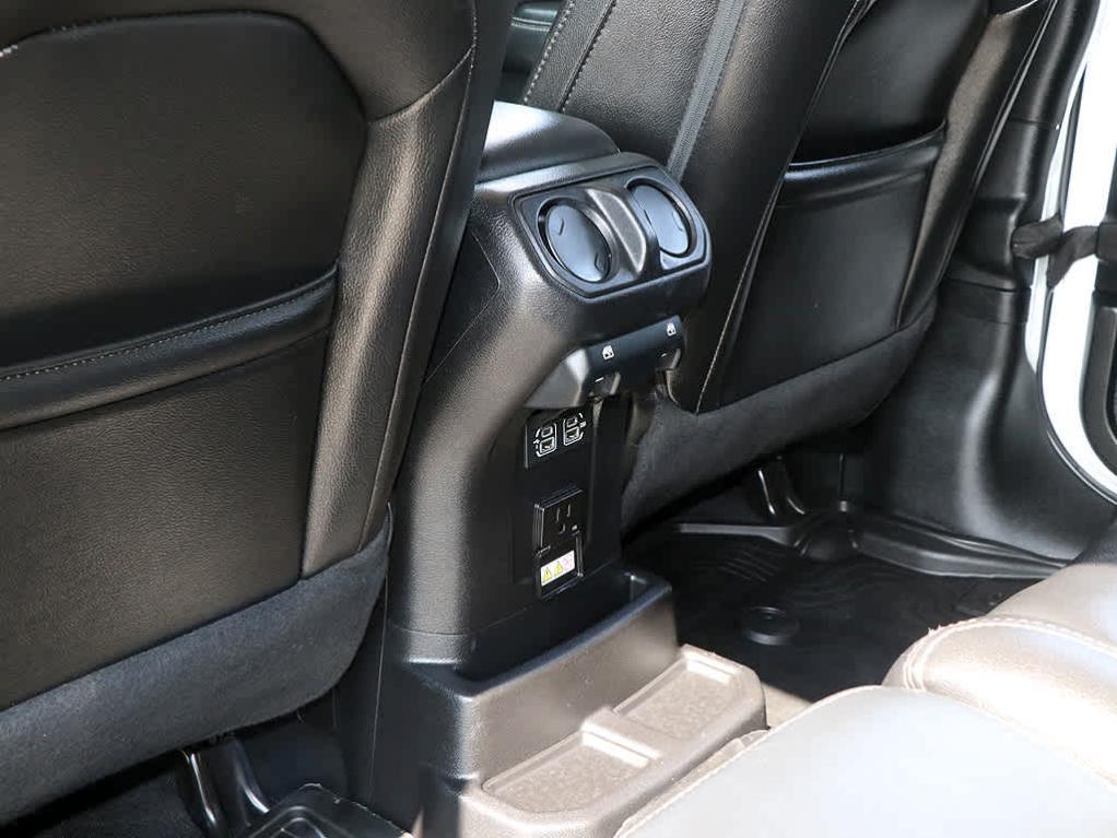 used 2020 Jeep Wrangler Unlimited car, priced at $26,115