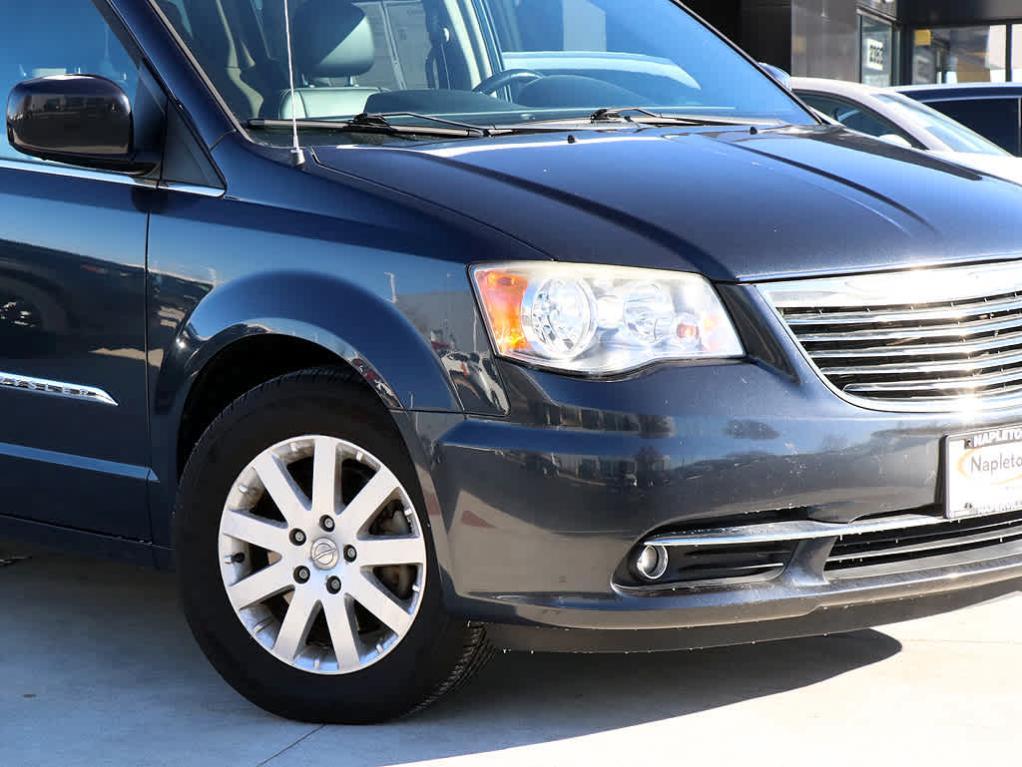 used 2014 Chrysler Town & Country car, priced at $7,609