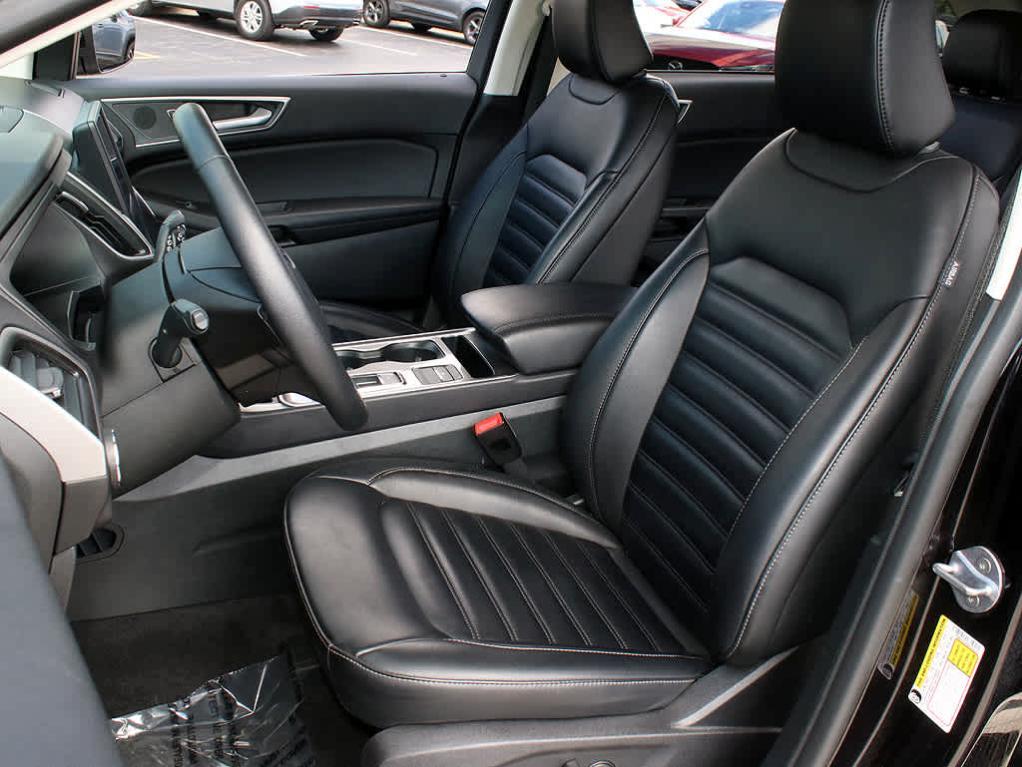 used 2024 Ford Edge car, priced at $26,250