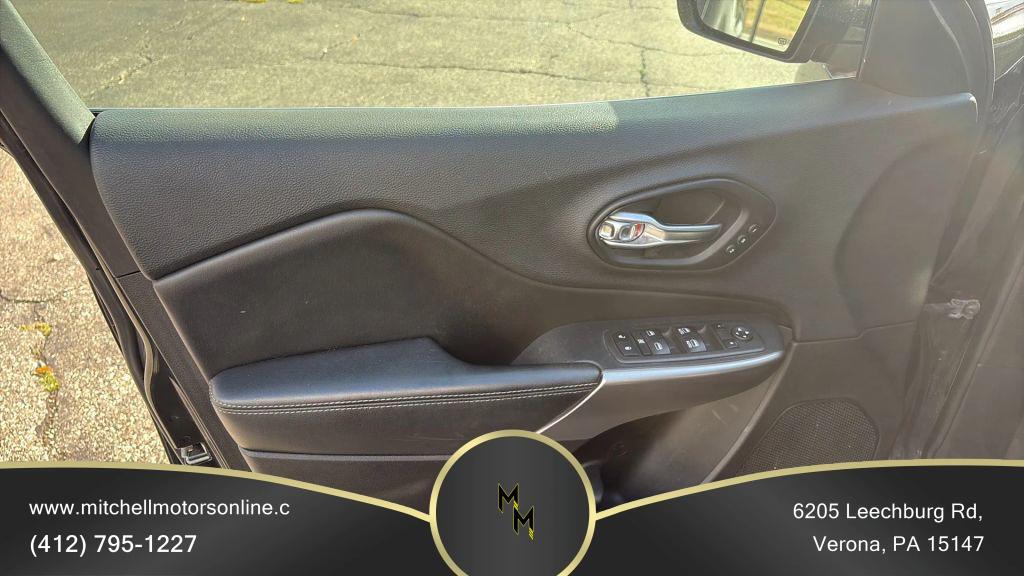 used 2019 Jeep Cherokee car, priced at $11,995