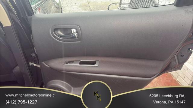 used 2015 Nissan Rogue Select car, priced at $5,995