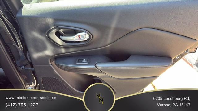 used 2016 Jeep Cherokee car, priced at $10,495