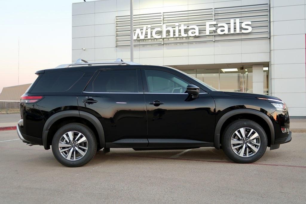 new 2024 Nissan Pathfinder car, priced at $44,255