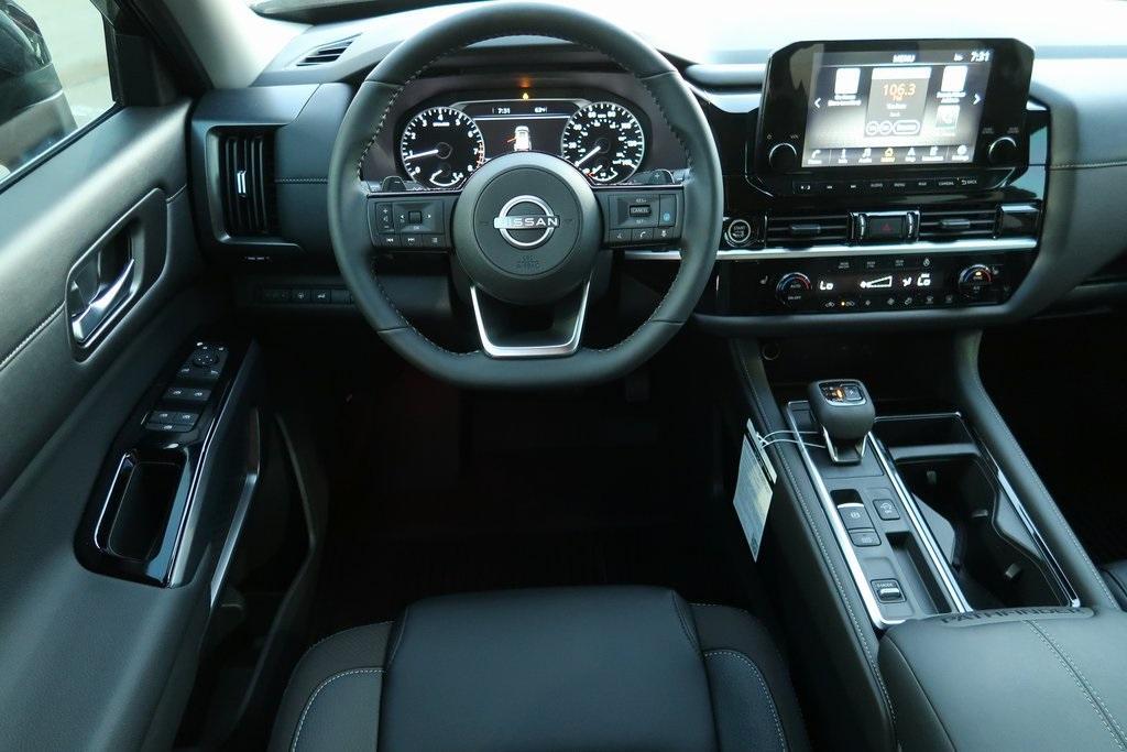 new 2024 Nissan Pathfinder car, priced at $44,255