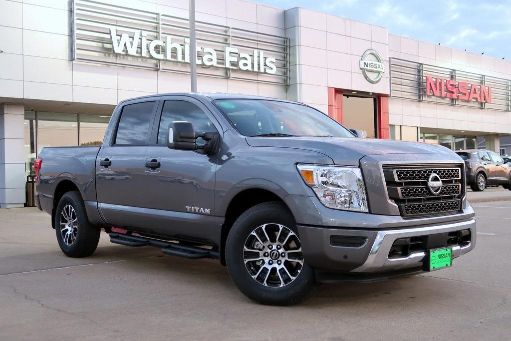 new 2024 Nissan Titan car, priced at $49,435