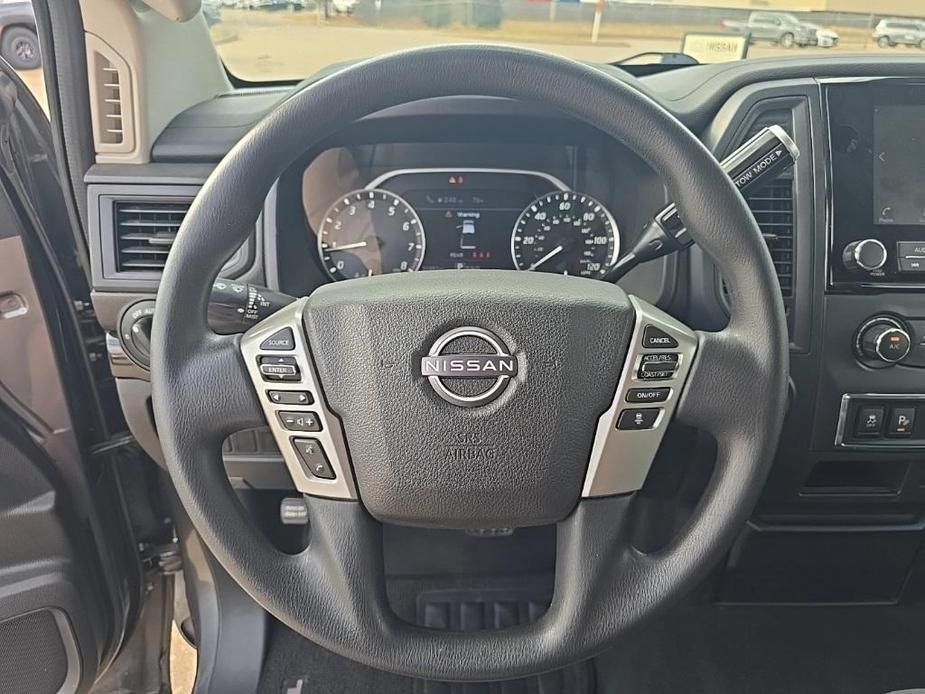 used 2023 Nissan Titan car, priced at $33,766