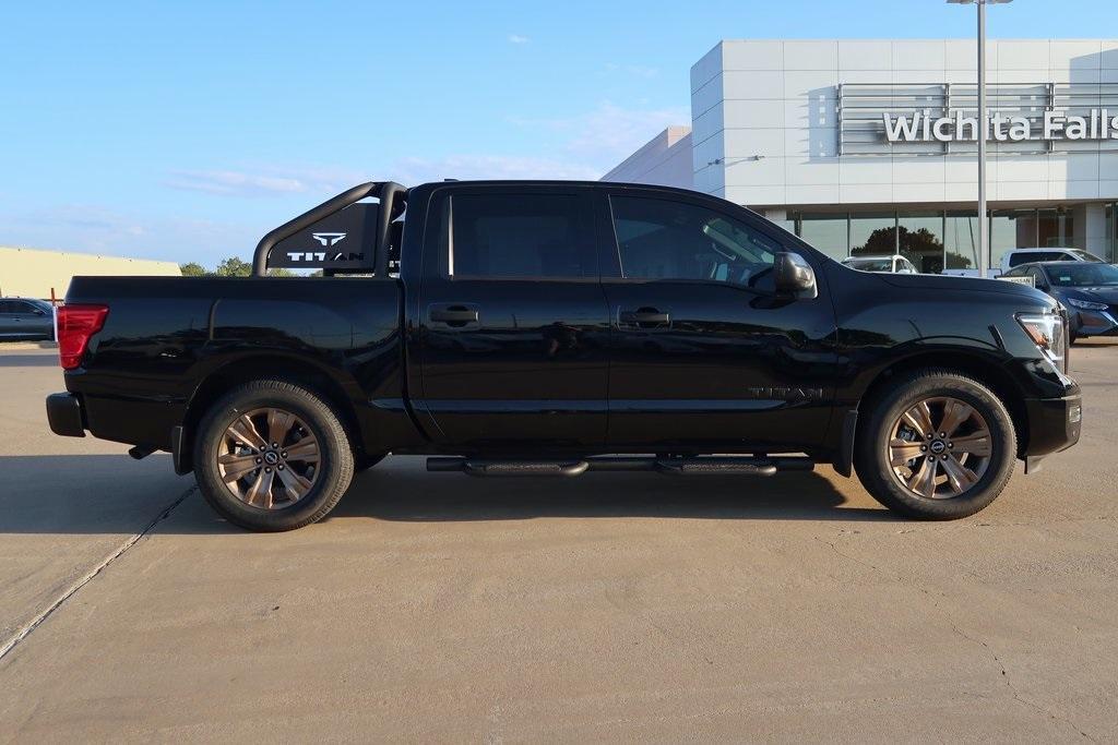 new 2024 Nissan Titan car, priced at $49,556