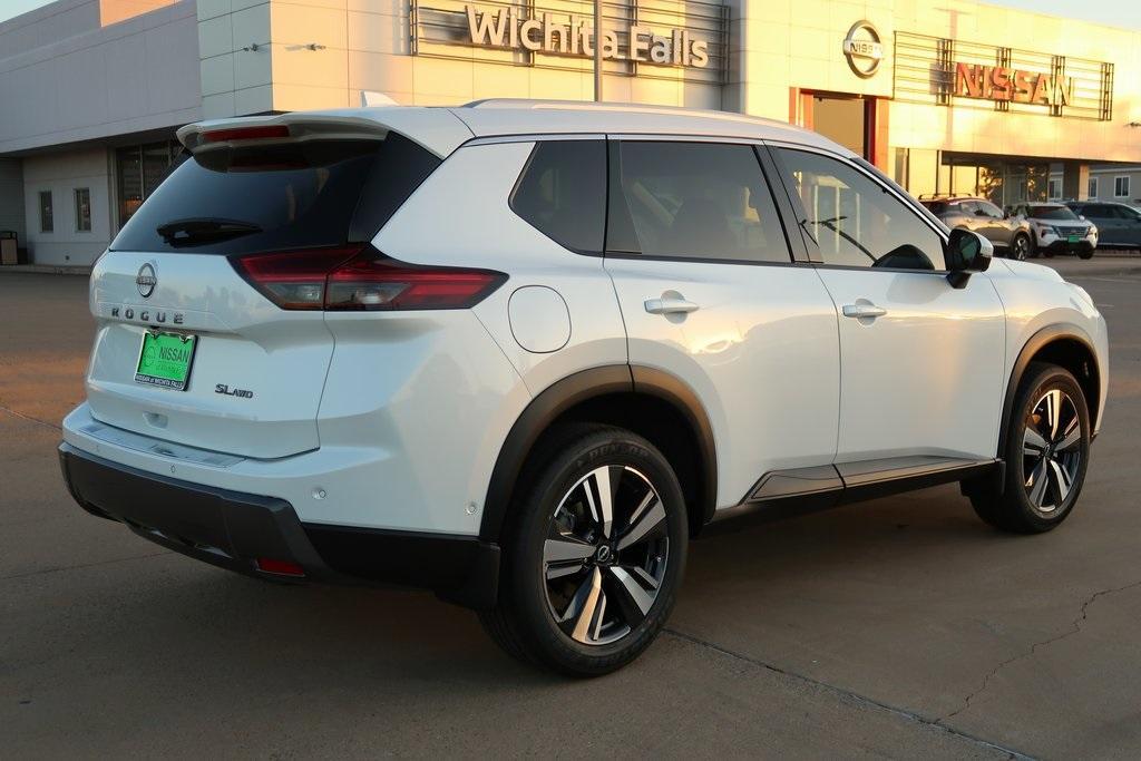 new 2025 Nissan Rogue car, priced at $39,275